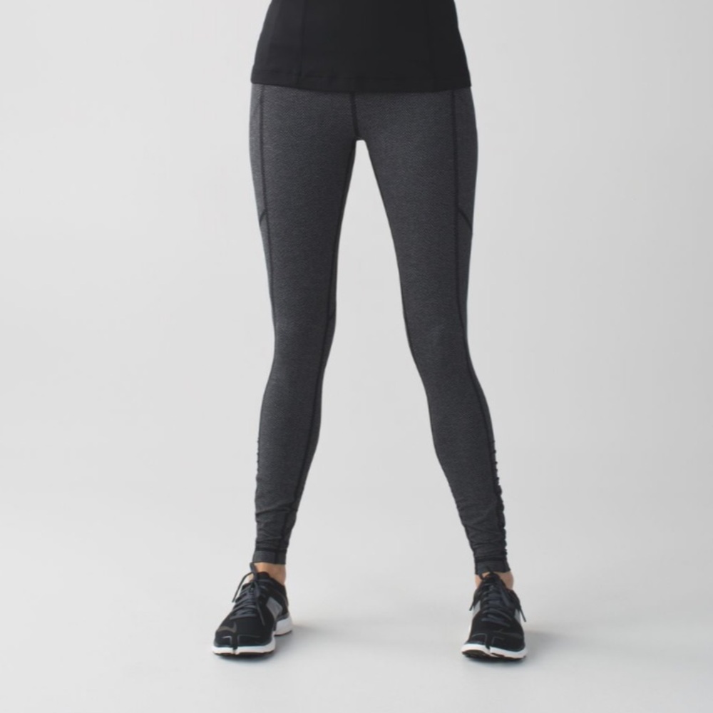 Lululemon Speed Tight IV - Mini herringbone Size 6
